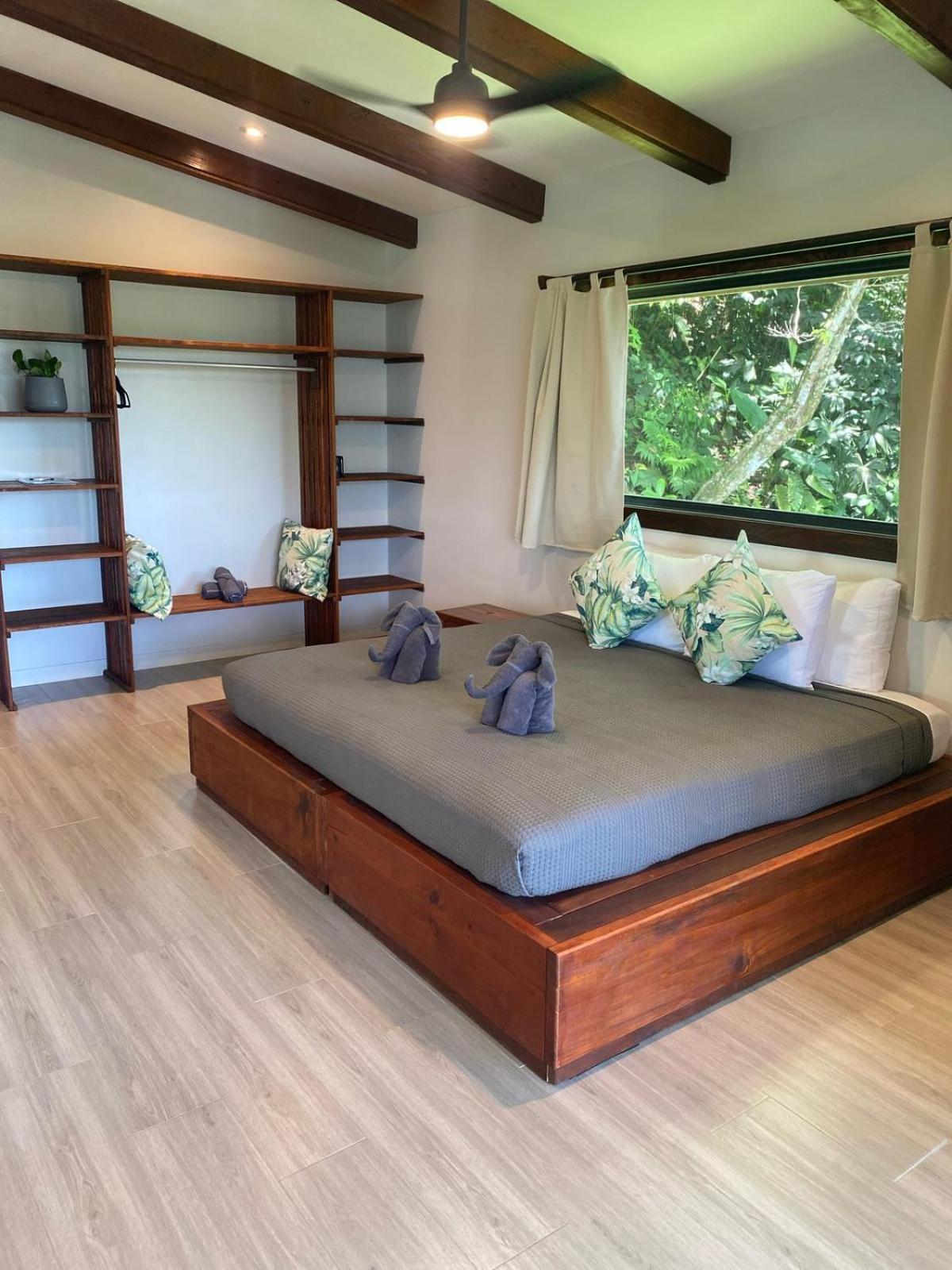 Roam Yoga & Wellness Lodge Bocas Town Dış mekan fotoğraf