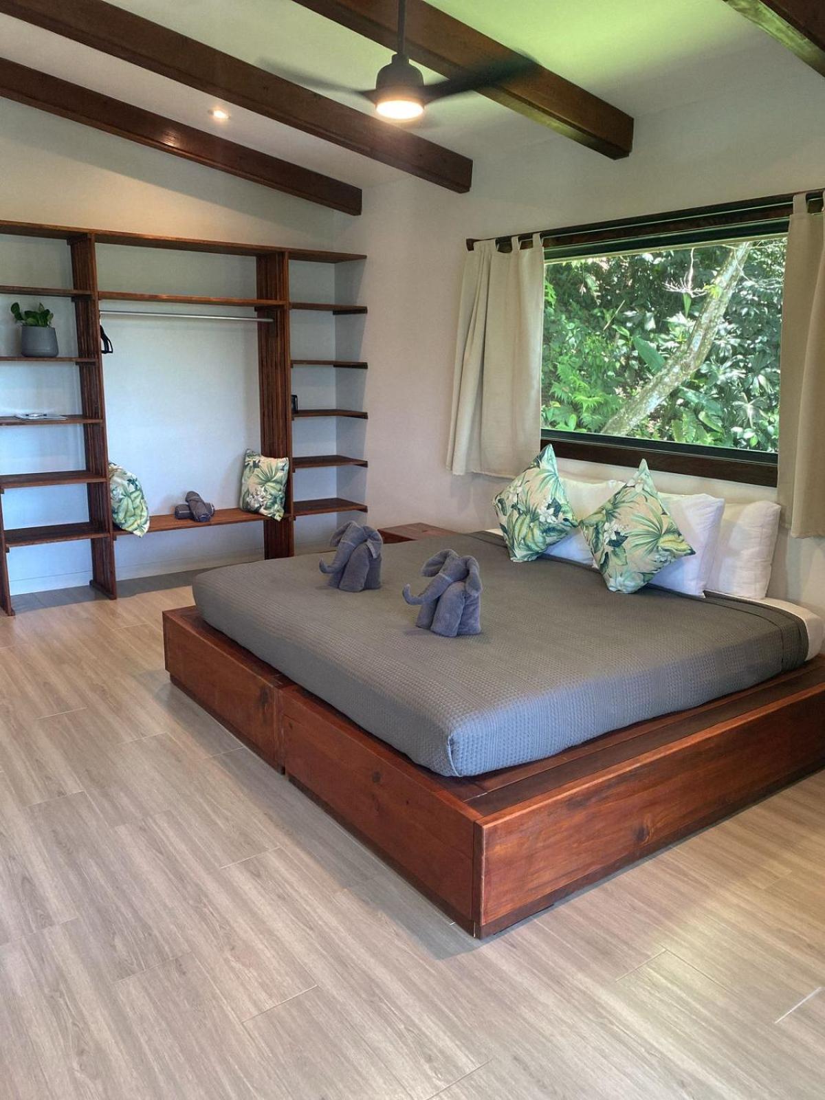 Roam Yoga & Wellness Lodge Bocas Town Dış mekan fotoğraf